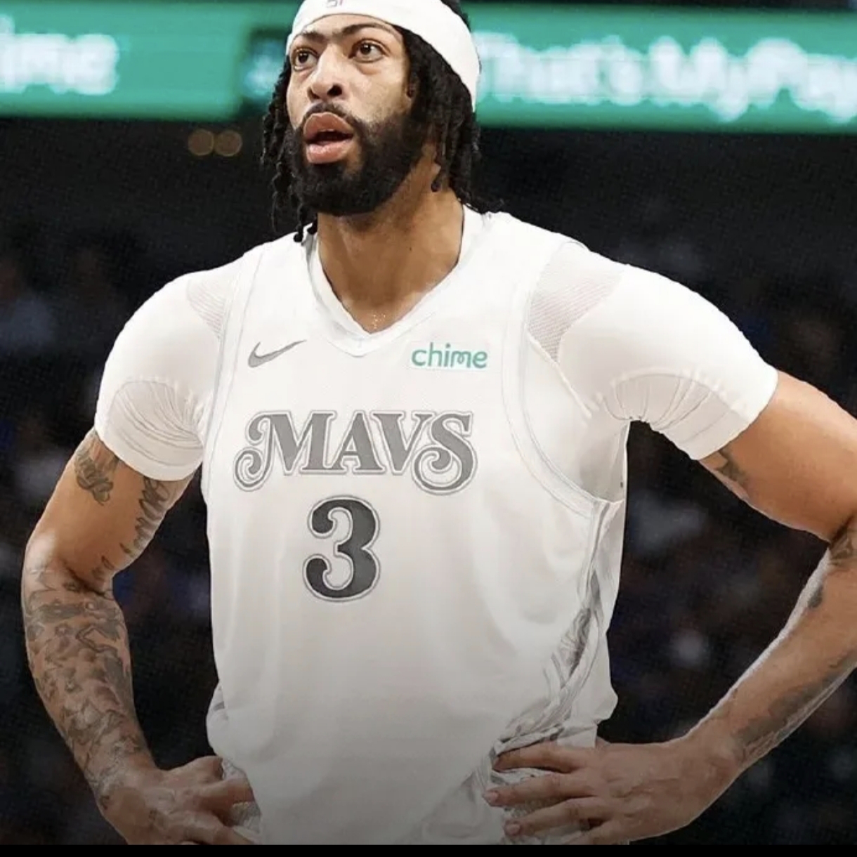 浓眉哥回归赛场，突破纪录首场状态亮眼，篮网观众沸腾！